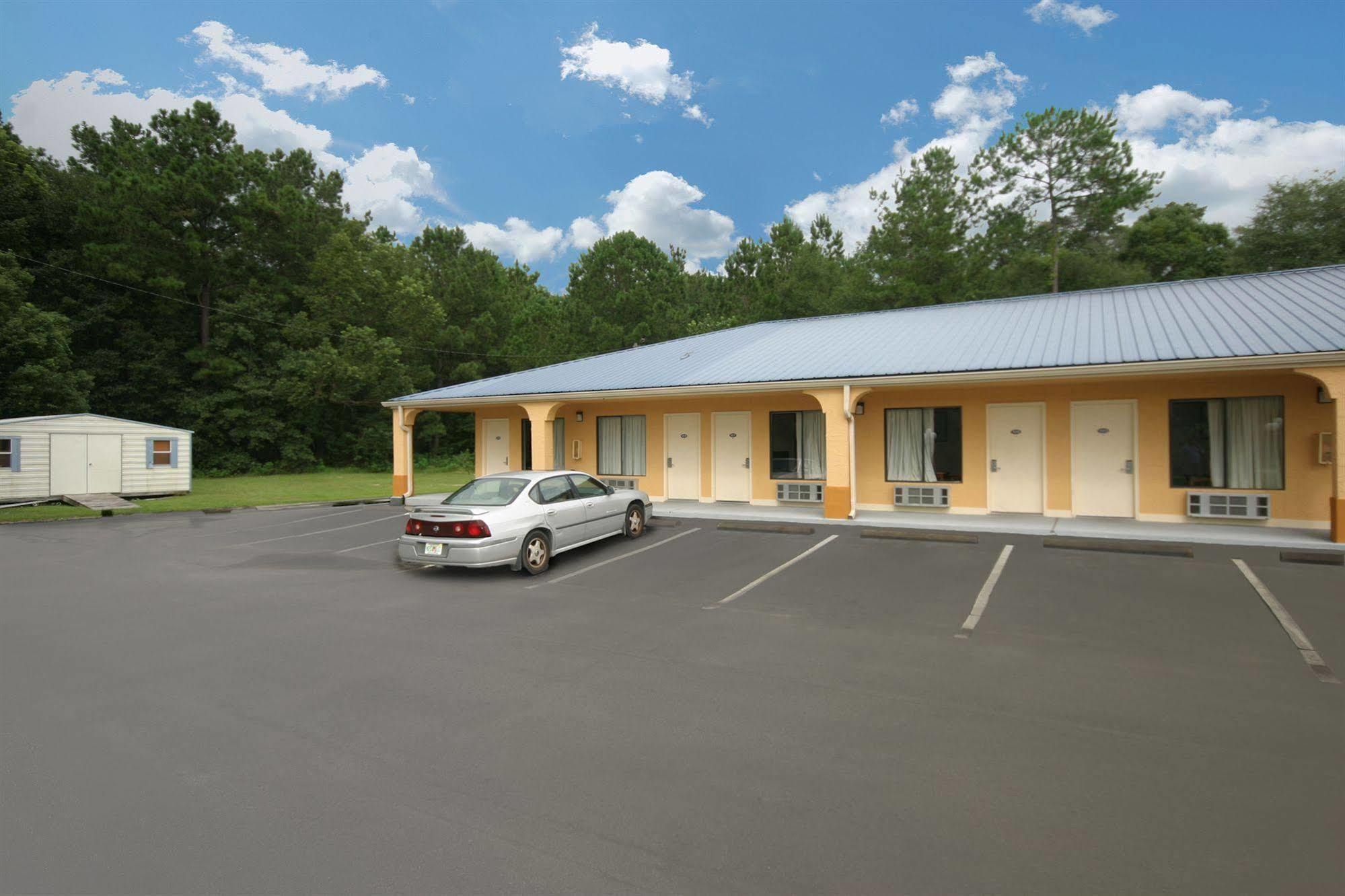 Days Inn by Wyndham DeFuniak Springs Exterior foto