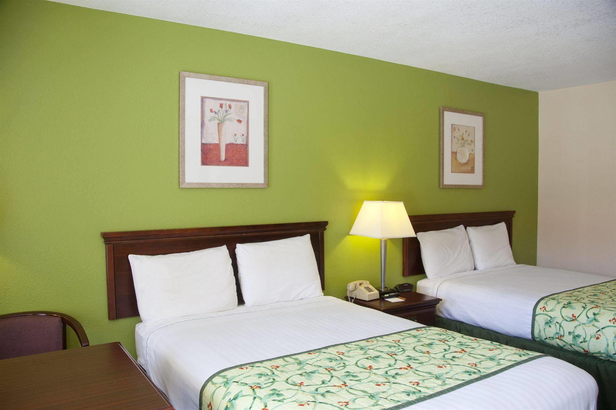Days Inn by Wyndham DeFuniak Springs Exterior foto